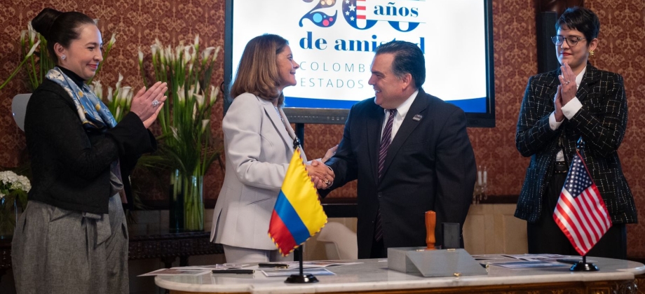 Vicepresidente-Canciller conmemoró 200 años de relaciones diplomáticas de Colombia y Estados Unidos