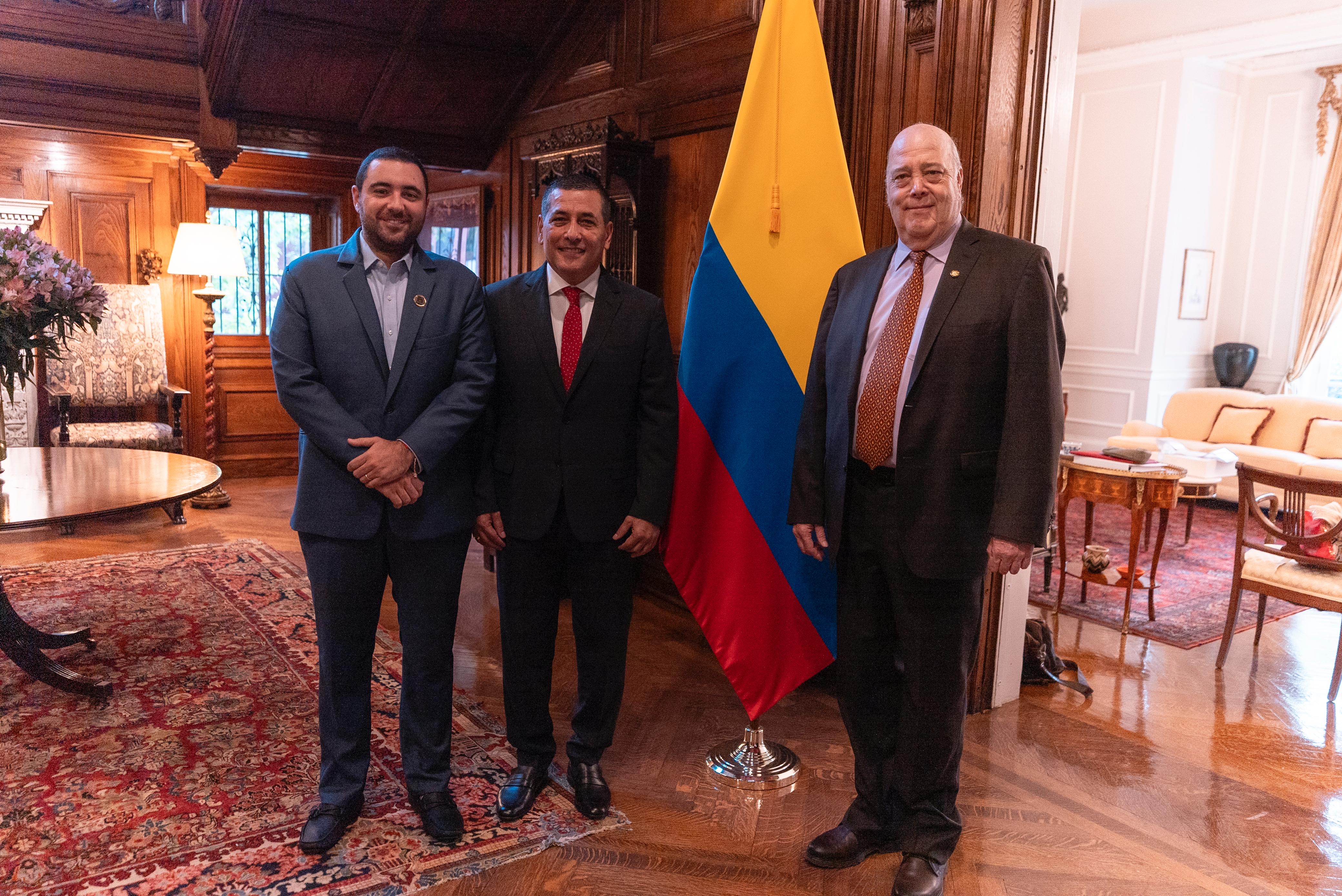 Embajada de Colombia en los Estados Unidos Conmemora Día Nacional