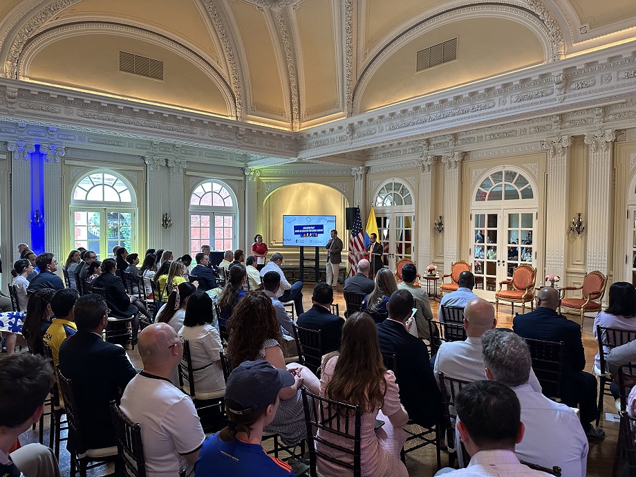 El deporte como puente de desarrollo social: Panel académico y Fan Fest previo al partido amistoso Colombia vs EE.UU. en Washington D.C.