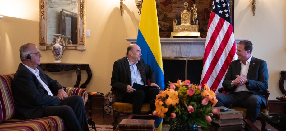 Canciller y Ministro de Defensa sostuvieron encuentro con una delegación bipartidista de congresistas de Estados Unidos liderada por August Pfluger