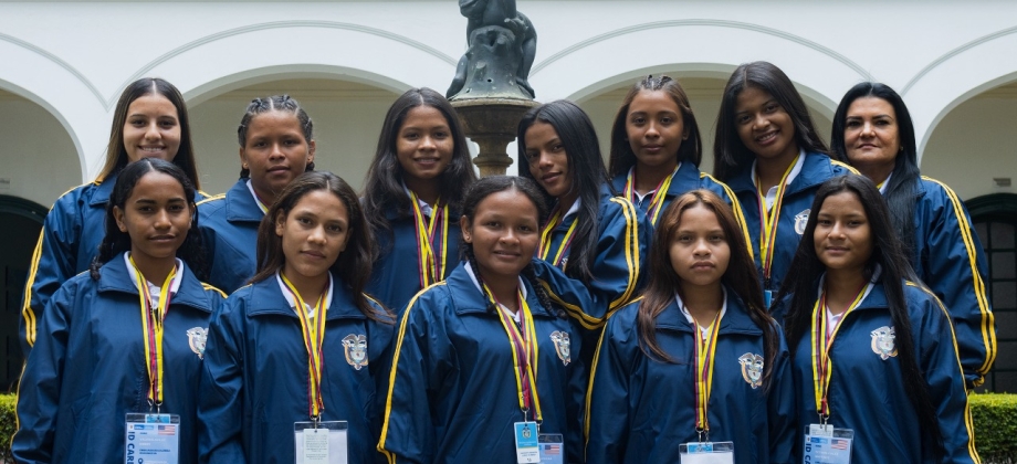 Once jóvenes de Montería viajan hoy a Estados Unidos para participar de un intercambio de Softball