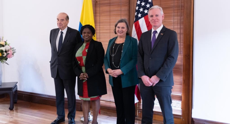 Canciller Álvaro Leyva dialogó sobre las oportunidades para fortalecer las relaciones bilaterales con la Subsecretaria de Estado para los Asuntos Políticos de EE.UU., Victoria Nuland